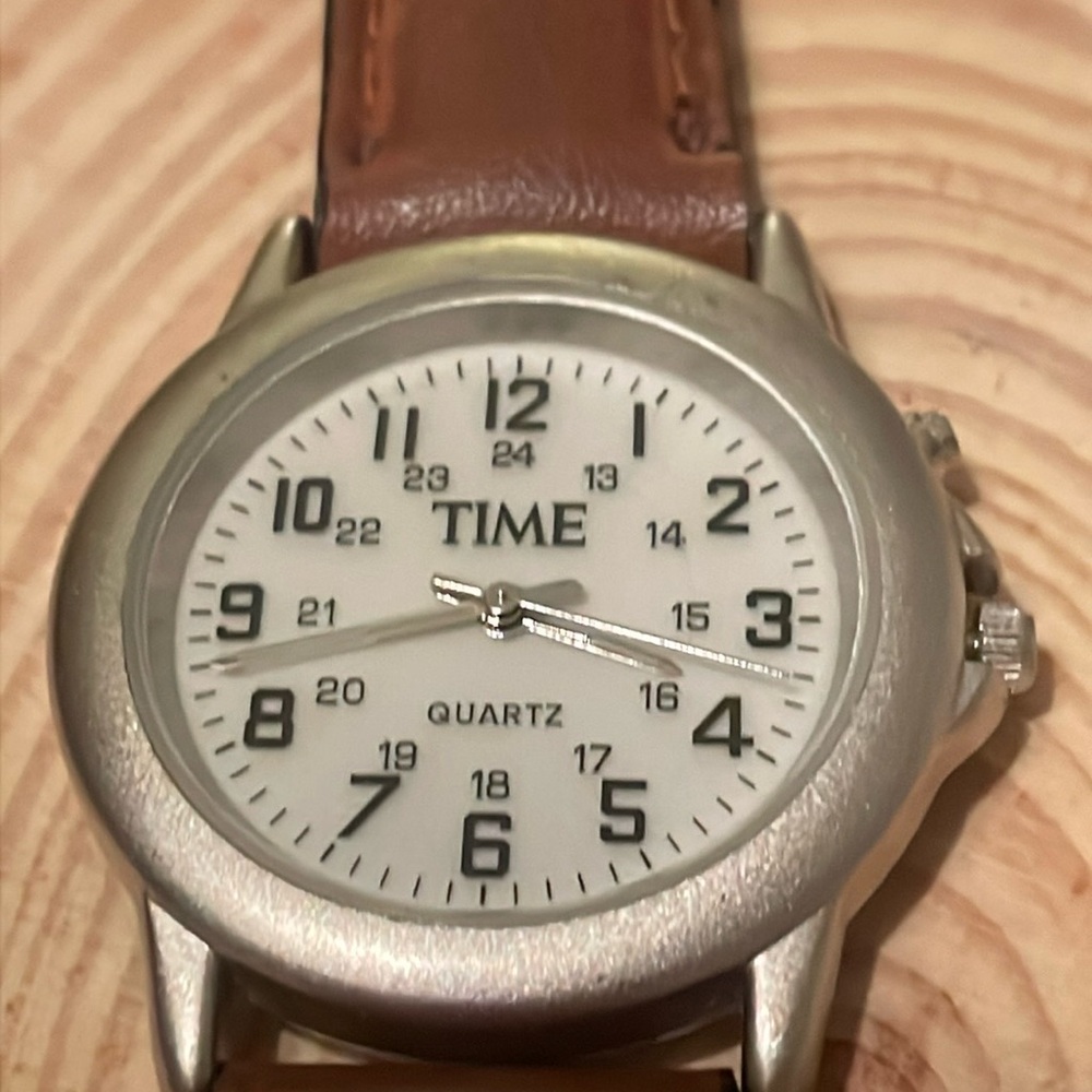 Time watch with Brien leather band & new battery - NWOT